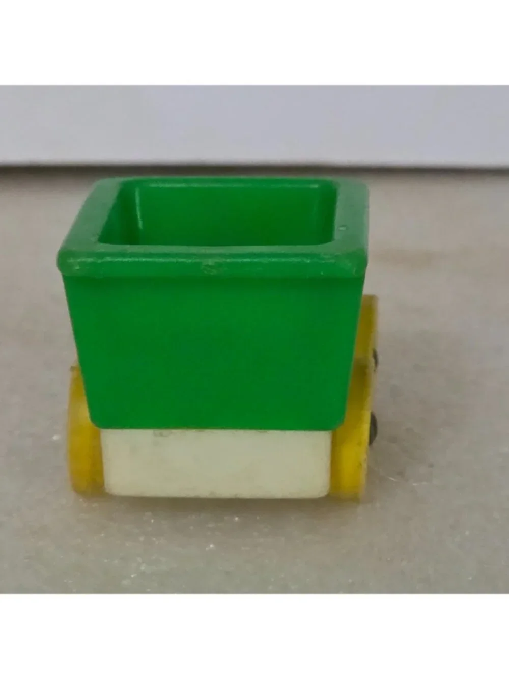 Fisher Price Little People Green Train Yellow Wheels Vintage 1970s Plastic 3